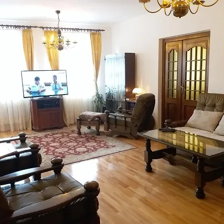 Lotus Apartment *